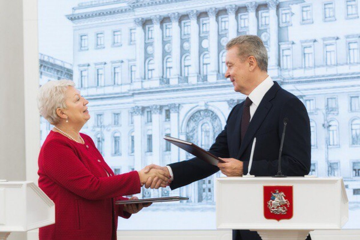 Подписано соглашение о взаимодействии Минобрнауки РФ и Правительства Москвы в рамках проекта "Российская электронная школа"