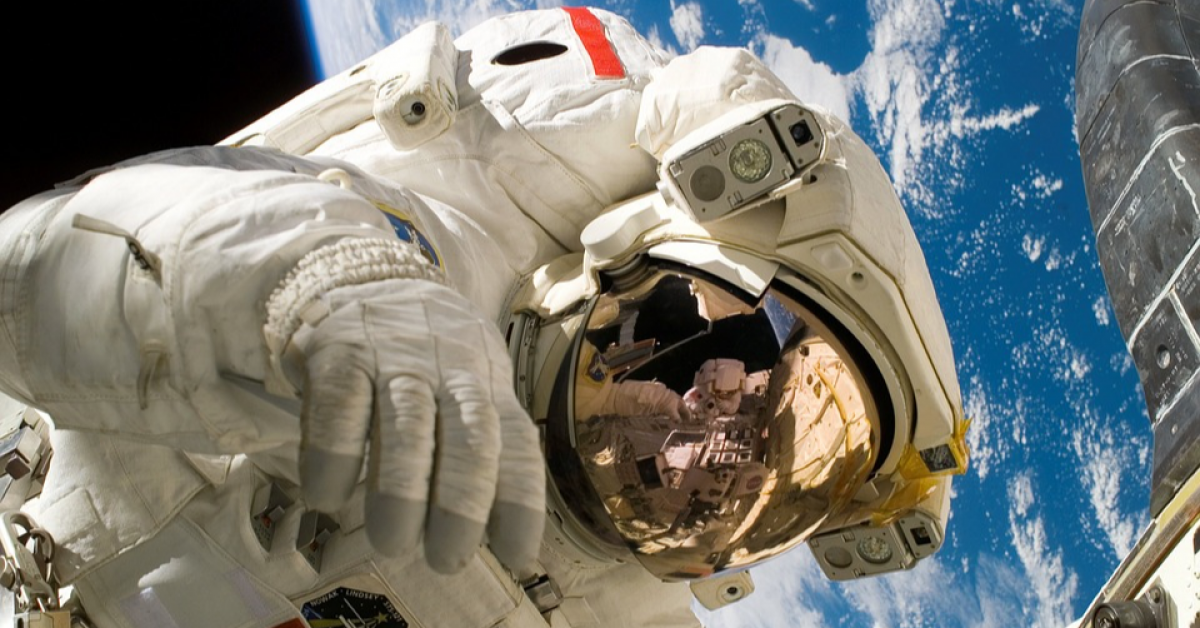 На МКС космонавты будут встречать Новый год 15 раз