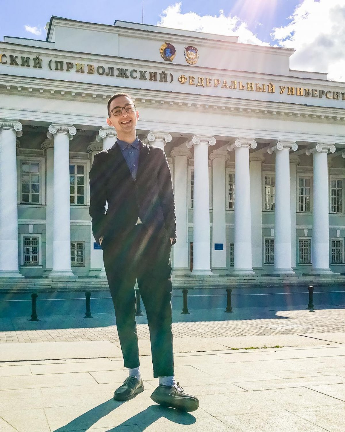 Вдруг кто не знает: да-да, я — студент Казанского федерального университета (очень гордо звучит), и я рад этому! ☺🎓