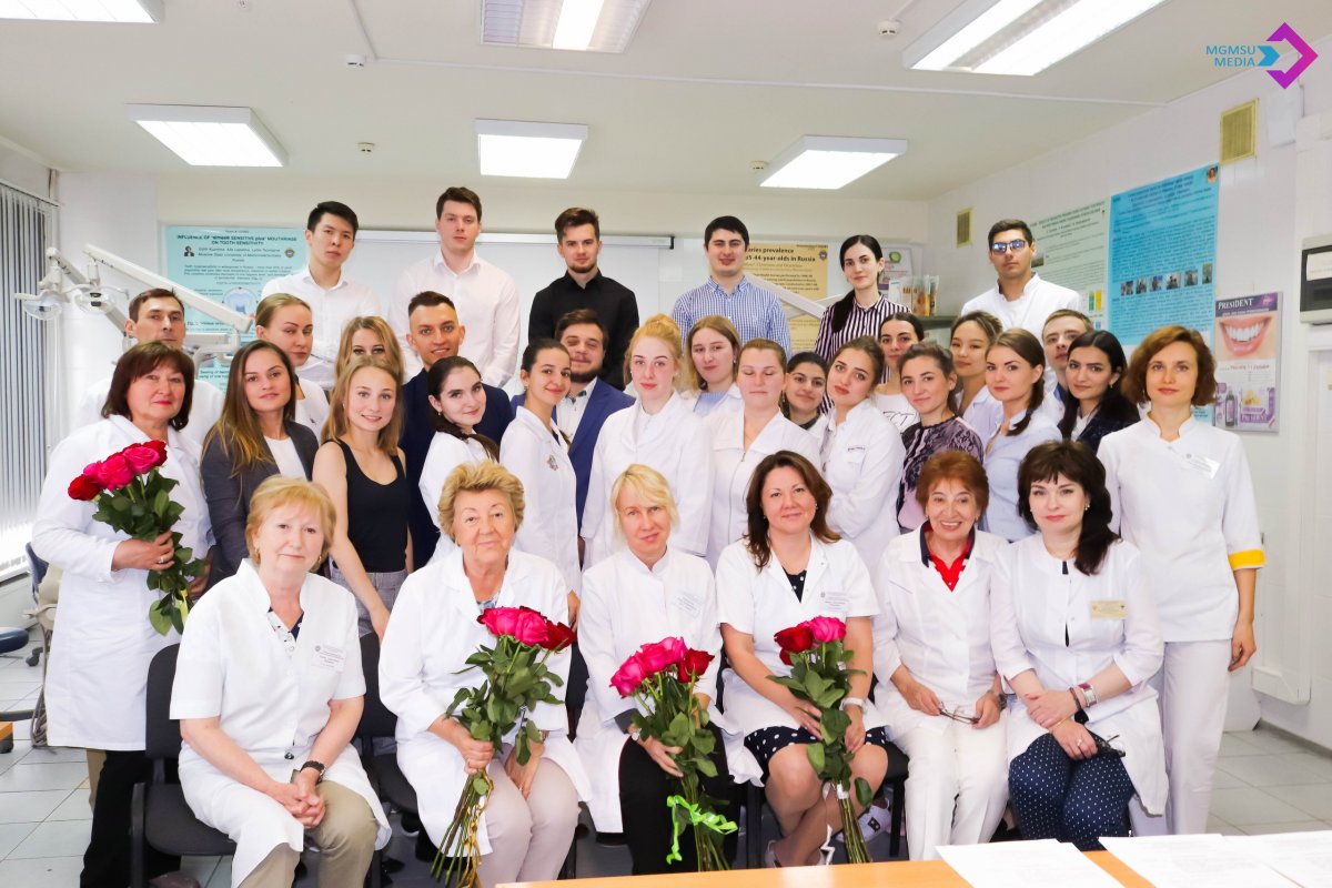 14 июня в Консультативно-диагностическом центре на Долгоруковской студенты ФСПО преодолели один из важнейших этапов на пути профессионального роста – Государственную итоговую аттестацию💥