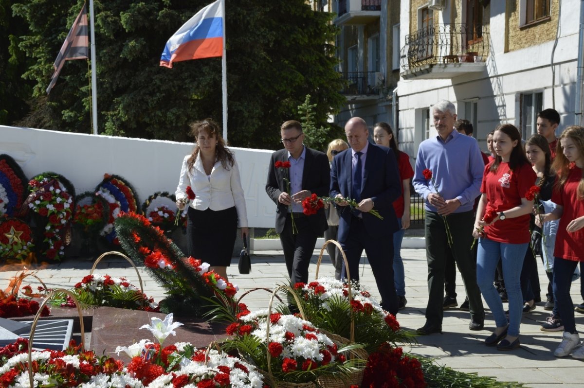 💐Участие делегации Кировского ГМУ в возложении цветов к памятнику "Воинам-кировчанам"