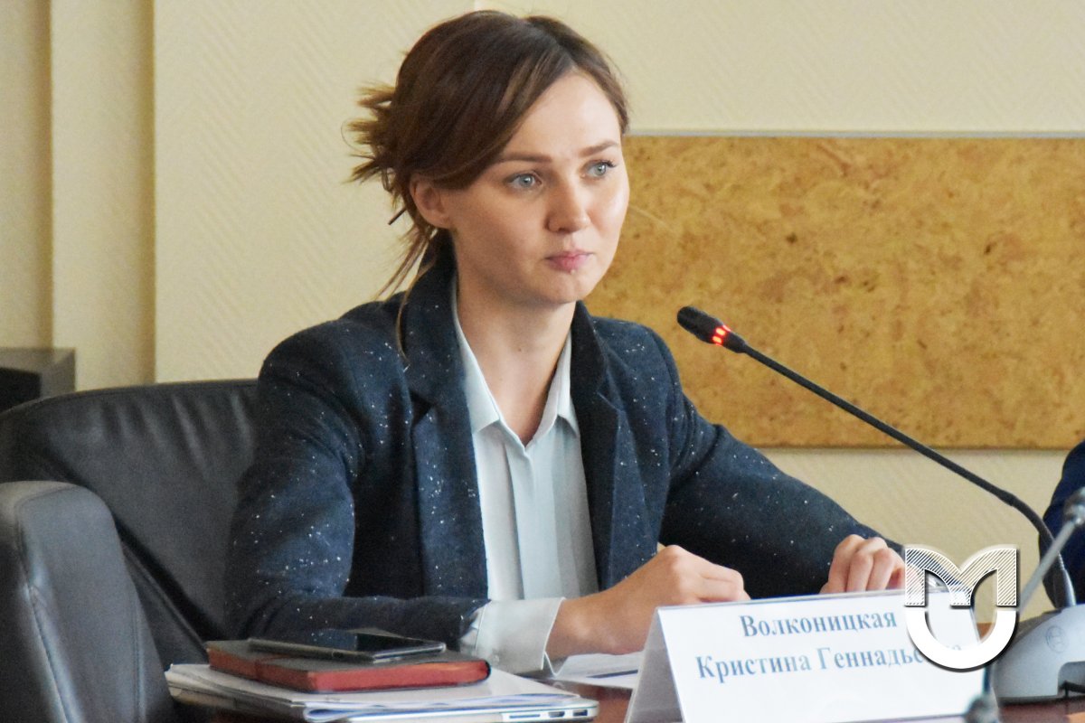 📌4 июля 2018 года в нашем Университете состоялась экспертная сессия «Инновационно-производственный кластер города Москвы: возможности для развития фармацевтической и медицинской промышленности». Представители бизнеса