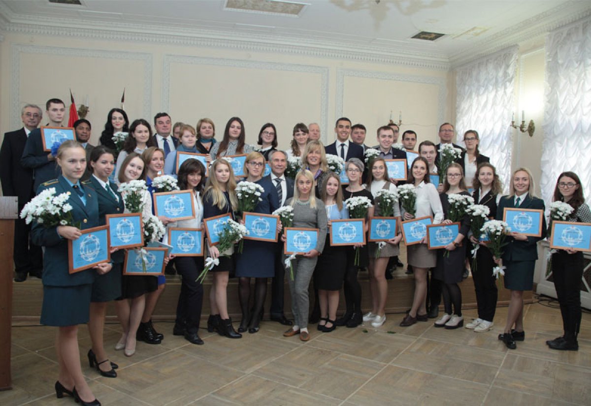 НАШИ СТУДЕНТЫ — ПОБЕДИТЕЛИ КОНКУРСА СТУДЕНЧЕСКИХ ИССЛЕДОВАТЕЛЬСКИХ РАБОТ ПО ПРОБЛЕМАТИКЕ ФОРМИРОВАНИЯ ТОЛЕРАНТНОЙ СРЕДЫ В САНКТ-ПЕТЕРБУРГЕ