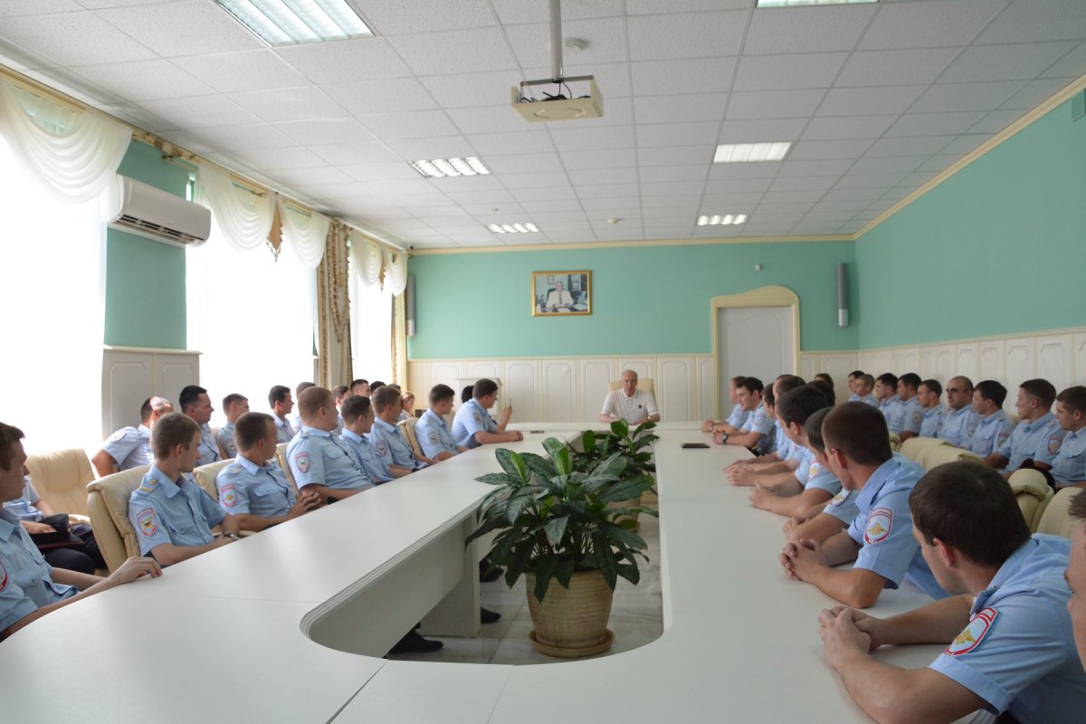 Сегодня в нашем вузе гости – учащиеся университета полиции МВД России по Краснодарскому краю