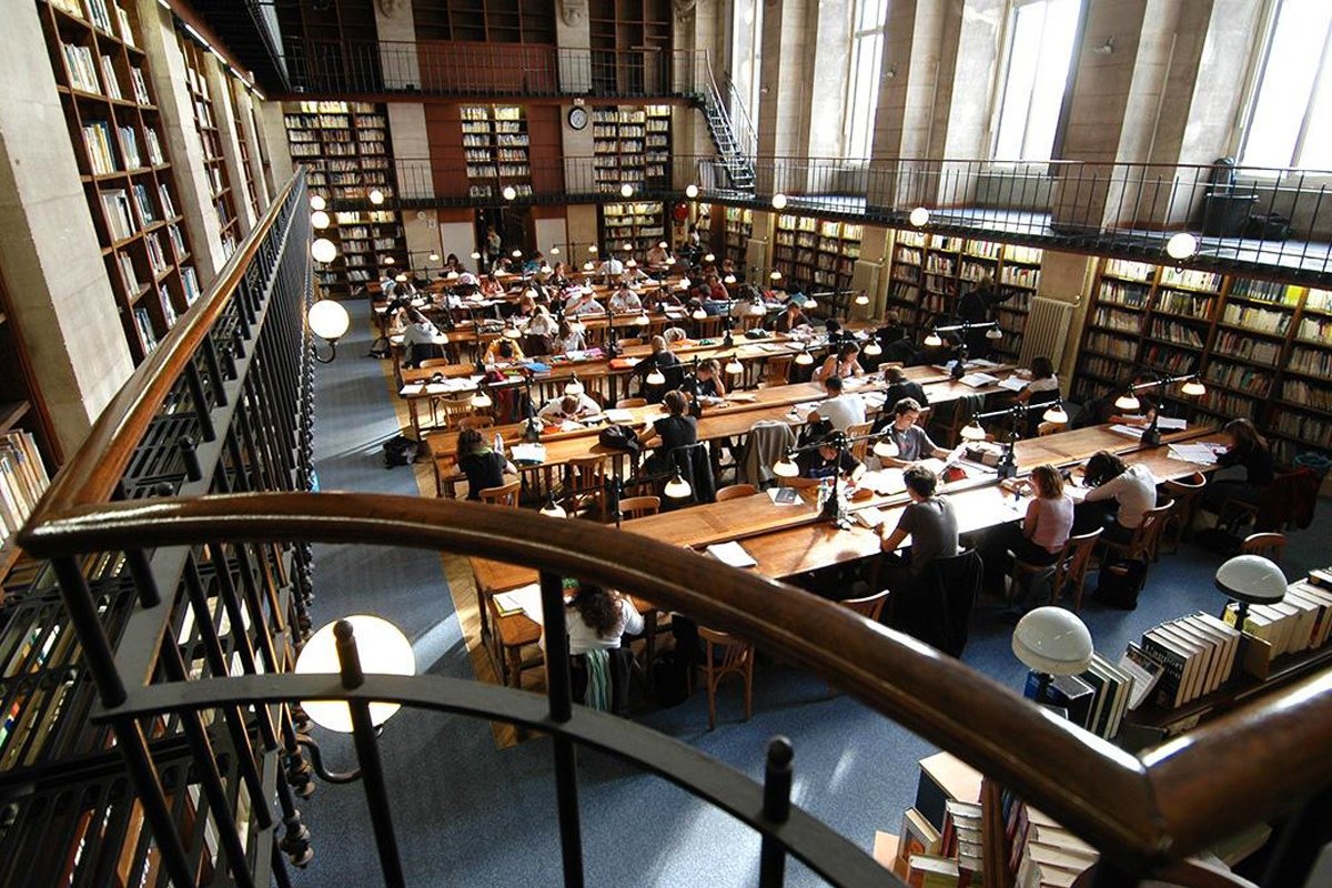 Сайт библиотека университета. Гарвард университет библиотека. Библиотеке Гарвардского университета (США. Университет бордо. Стэнфордский университет библиотека.