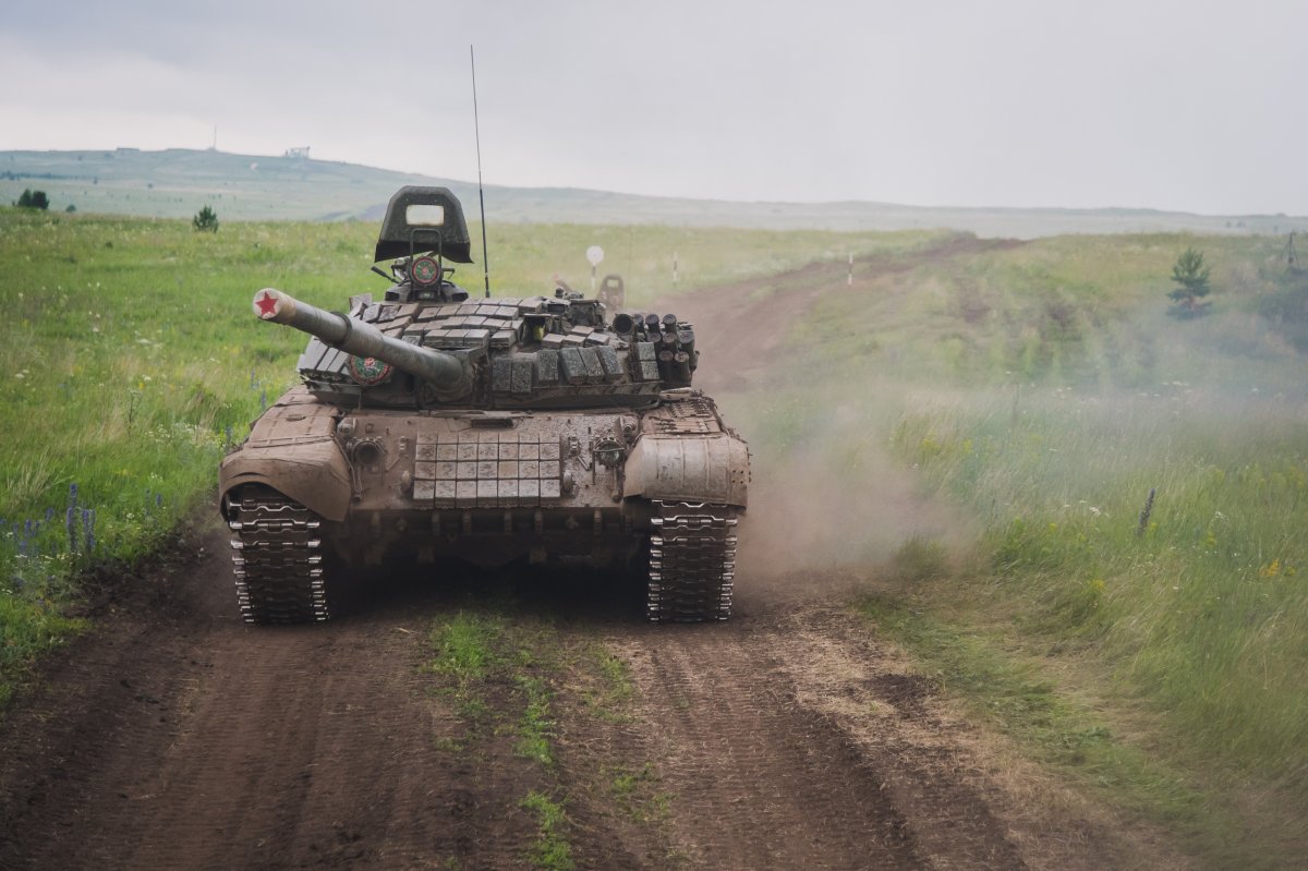 Пока большинство студентов заслуженно отдыхают после экзаменов или проходят практику, у слушателей факультета военного обучения ЮУрГУ кипит работа