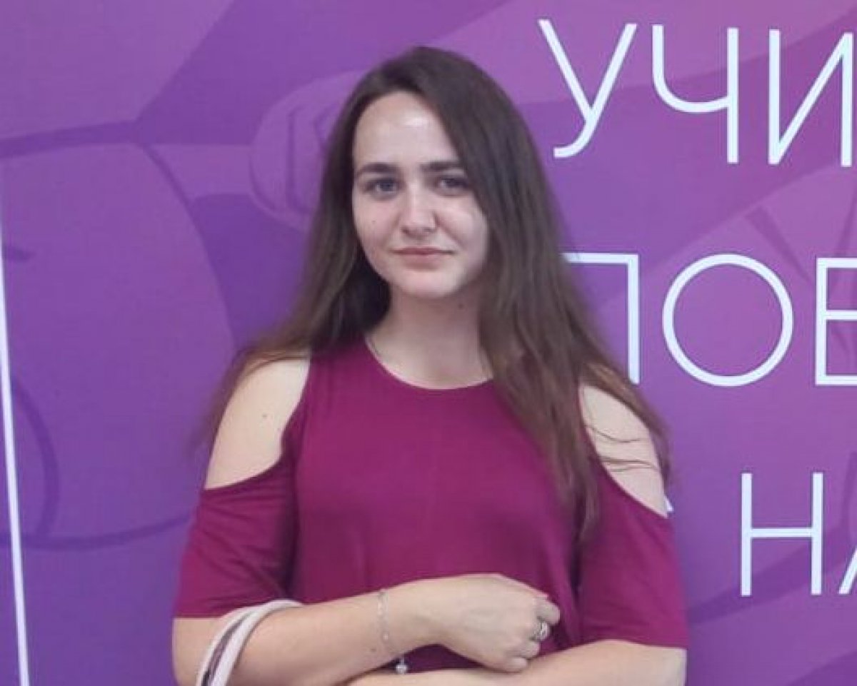 Конаково, что на Иваньковском водохранилище на Волге, в 82 километрах от Твери.