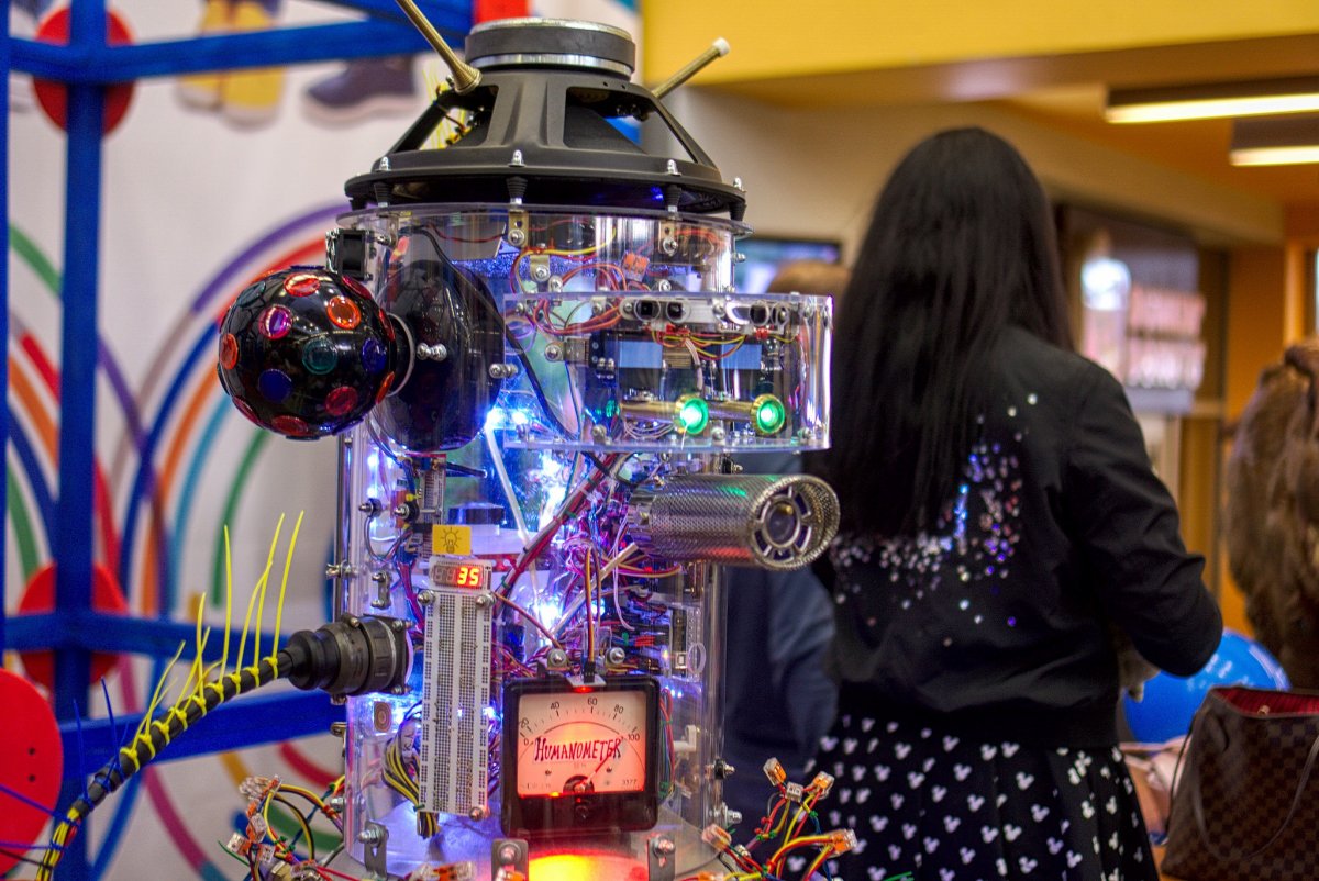 Третий фестиваль цифрового искусства и творчества Maker Faire Moscow