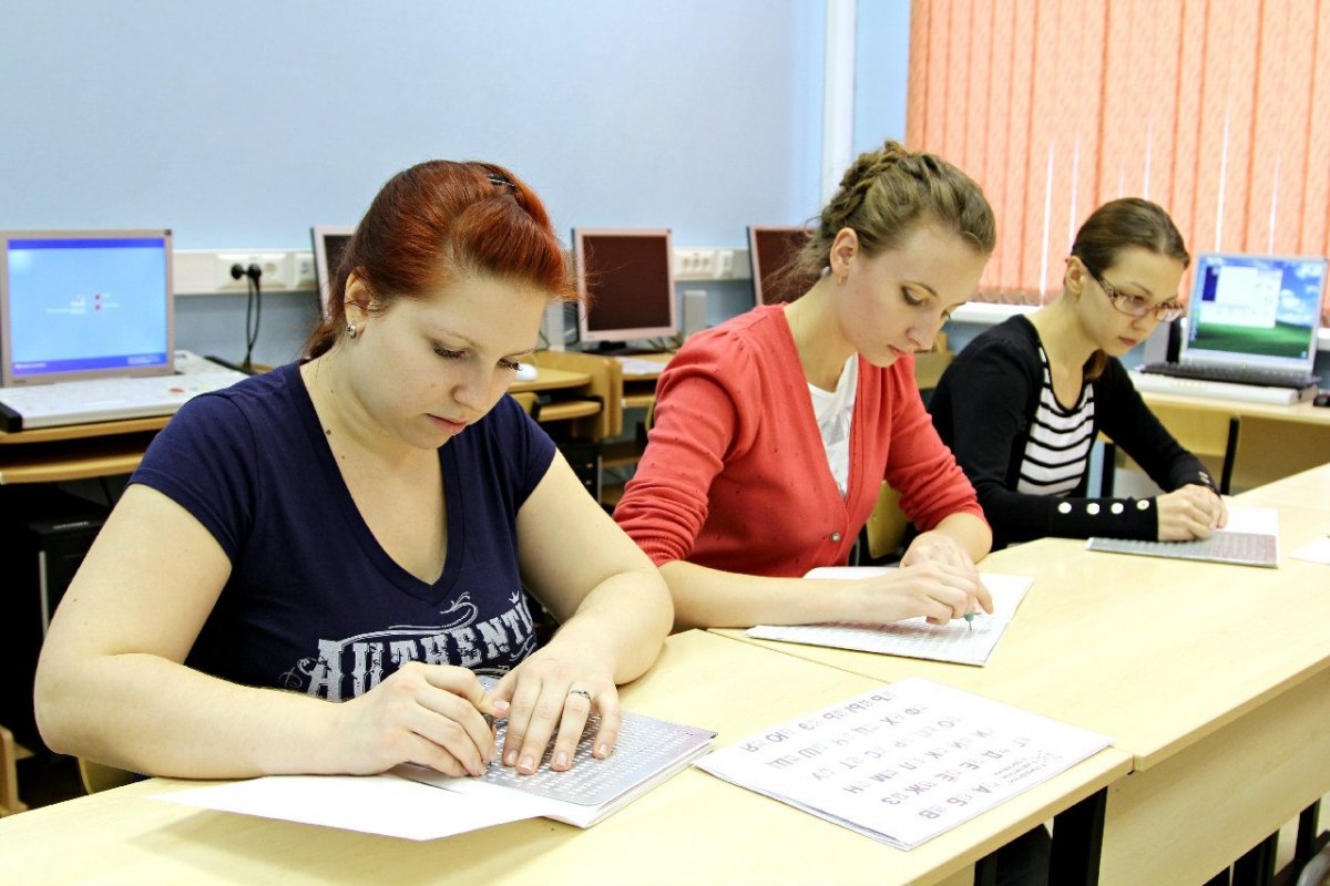 Как психология связана со специальным образованием? Почему дефектологи изучают много