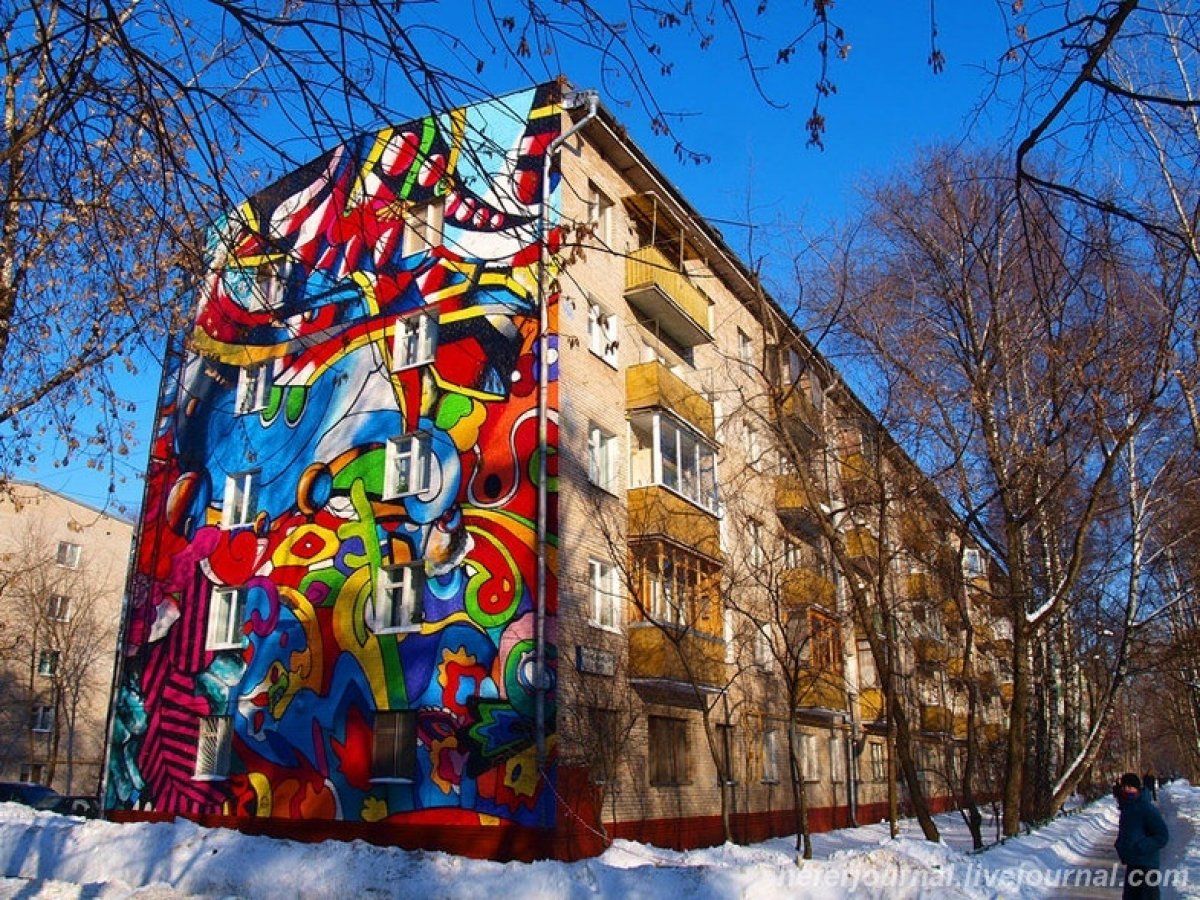 📢Студентка Ксения Кокель активно готовится к осуществлению проекта «Искусство в городе». 🎨