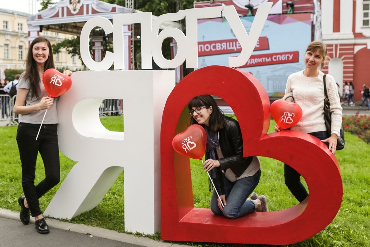 Поздравляем самых талантливых абитуриентов с поступлением!