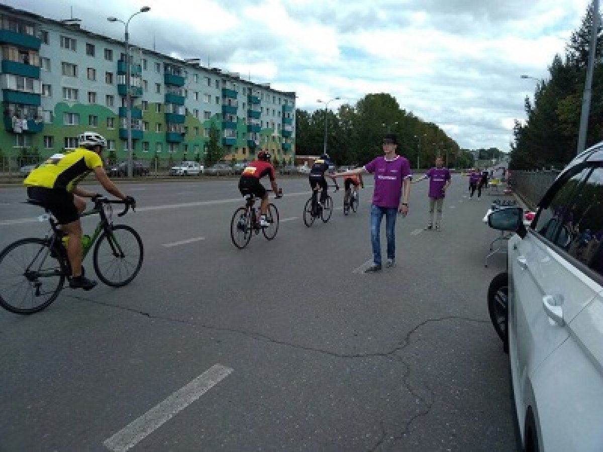 Студенты АГНИ помогали организаторам и участникам велогонок TATNEFT «Tour de Tatarstan 2018» в качестве волонтеров