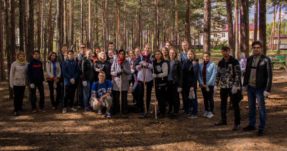 7 сентября 2018 года преподаватели и студенты Естественнонаучного факультета ФГБОУ ВО «БрГУ» приняли активное участие в общегородском экологическом субботнике En+ в рамках проекта «360»