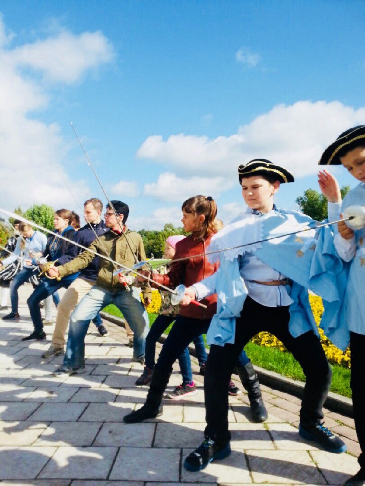 Видели когда-нибудь смертельный поединок на тяжелых шпагах? 😱А хотите? 😳