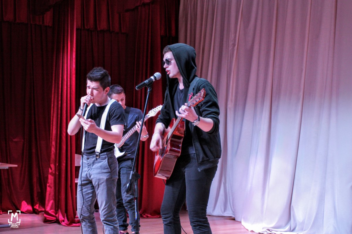 20 сентября в Московском гуманитарно-экономическом университете вновь прошел ежегодный смотр талантов. 20 сентября в Московском гуманитарно-экономическом университете вновь прошел ежегодный смотр талантов.