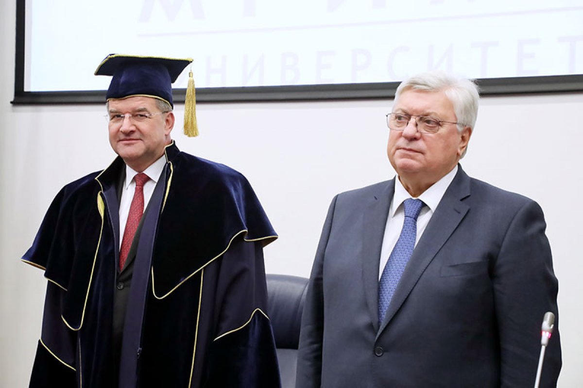 9 октября состоялась торжественная церемония вручения диплома Почетного доктора МГИМО министру иностранных и европейских дел Словацкой Республики
