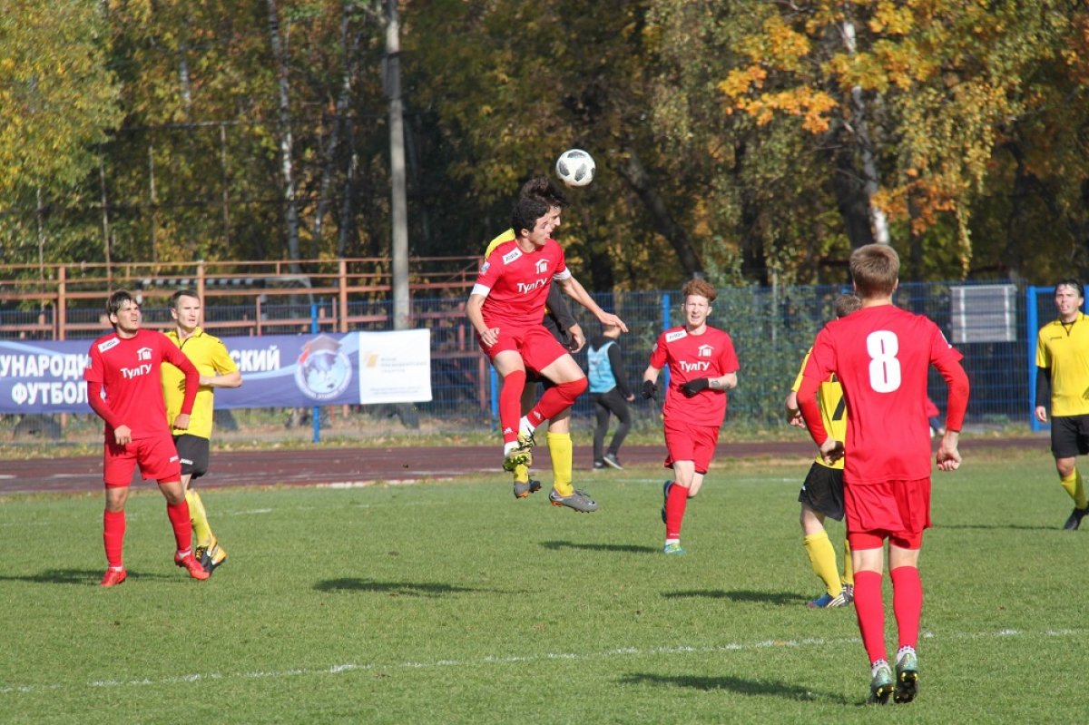 Сборная успешно выступила на третьем межрегиональном турнире Первой группы Национальной студенческой футбольной лиги сезона 2018-2019 гг. http://tsu.tula.ru/news/all/8455