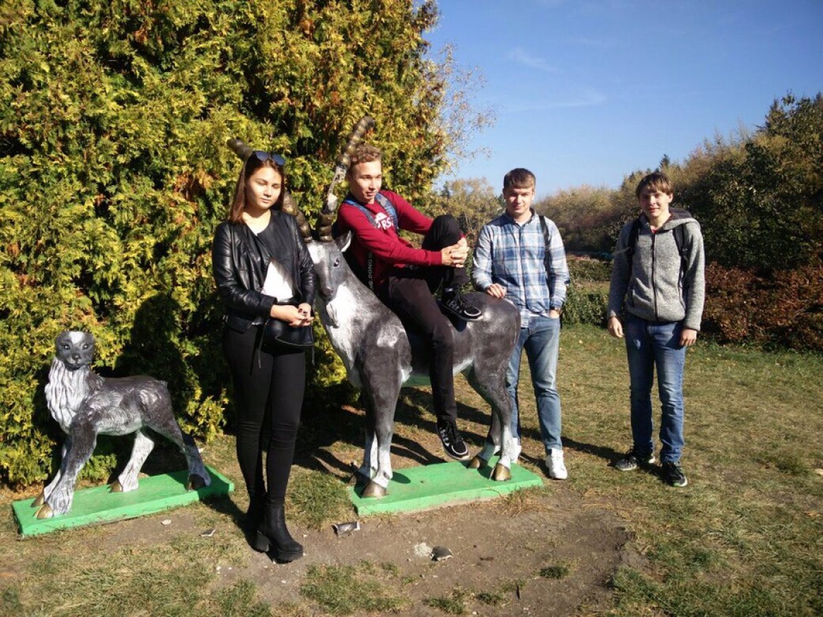 Студенты ФИСТ, вместе с зам. декана, сходили на экскурсию в Ставропольский ботанический сад
