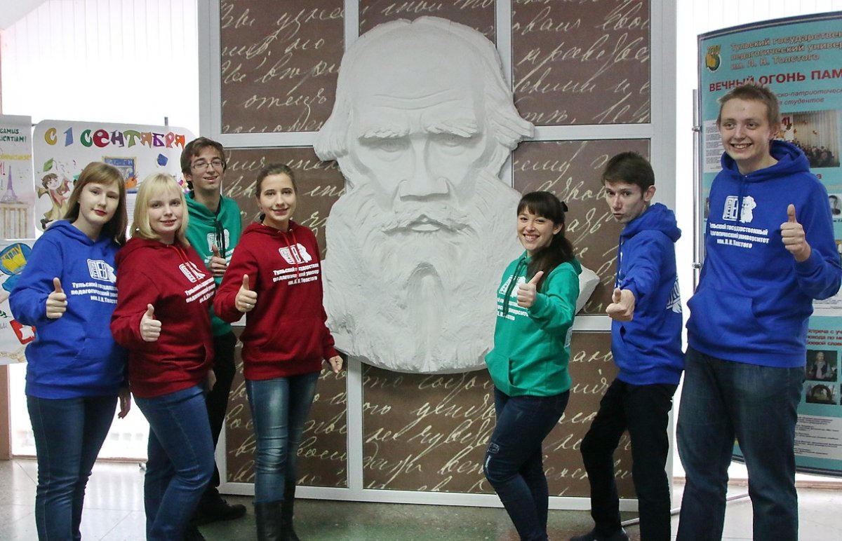 Дорогие абитуриенты! Для вас доступна программа Профи-Тура, который состоится 1 и 2 ноября!