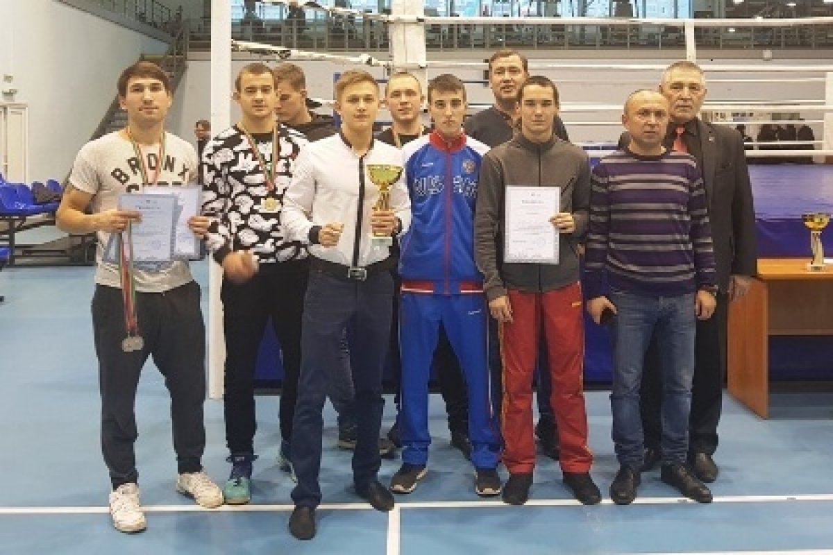 Команда студентов КГАСУ заняла 1 место в соревнованиях по кикбоксингу Спартакиады вузов Республики Татарстан!