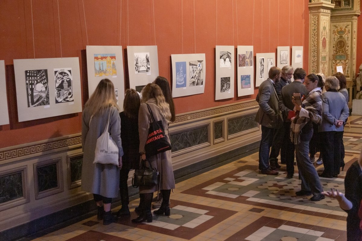 06 ноября в Академии Штиглица состоялось открытие III ежегодной выставки «Петербург глазами искусствоведов»