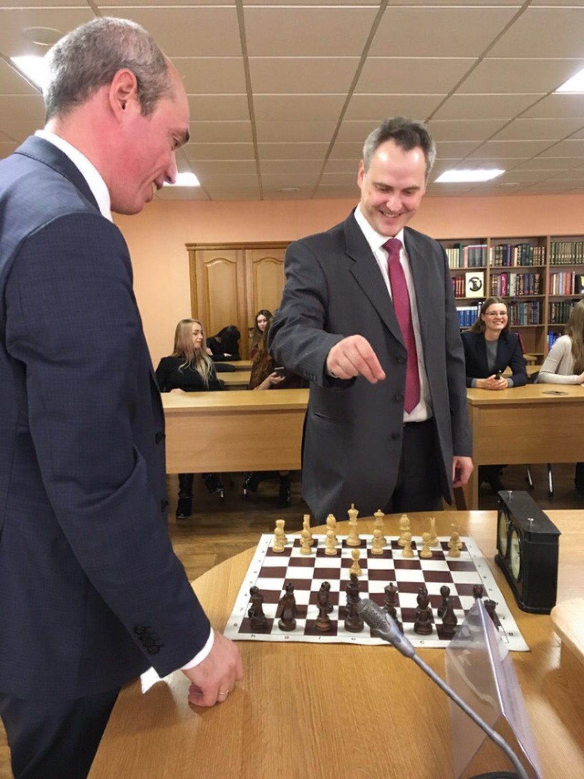 АлтГУ подписал соглашение о сотрудничестве с Федерацией шахмат Алтайского края!👏🏼