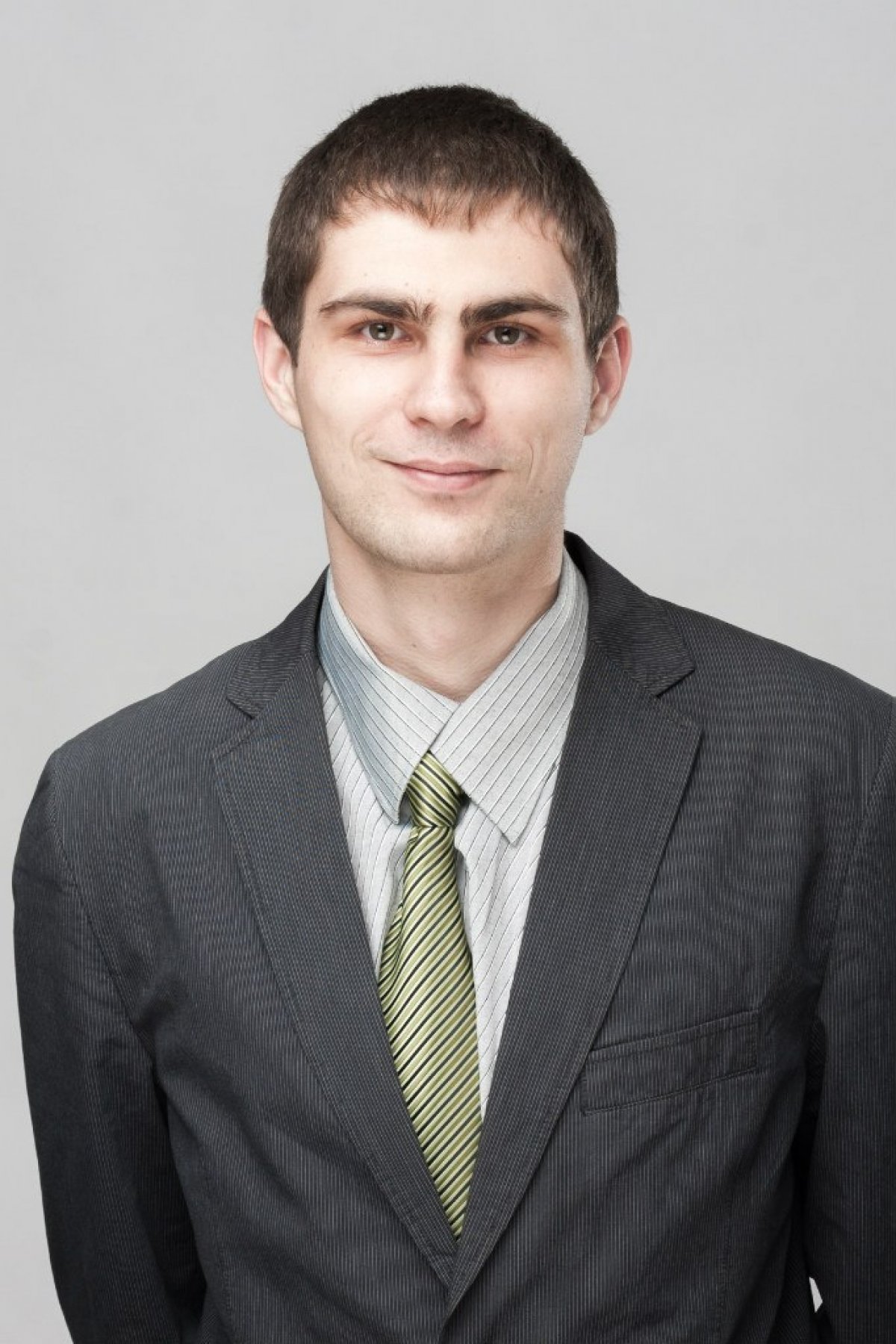 Поздравляем аспиранта академии Серги Чаргеишвили с защитой кандидатской диссертации!