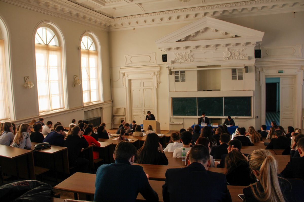 Студентки успешно выступили с докладами в Казани