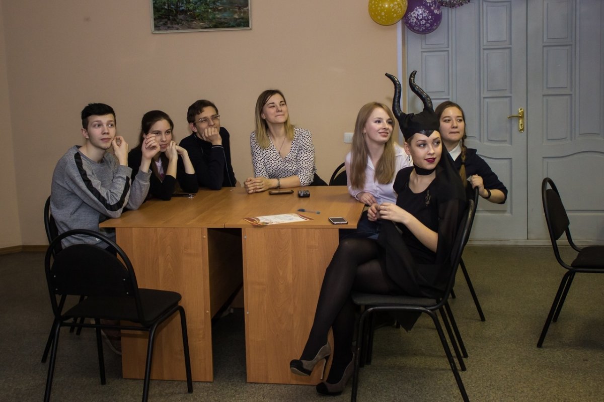 Профком студентов СГМУ спешит Вас поздравить с наступающим Новым годом!🌟❄🎄 Желаем Вам всего самого-самого прекрасного❤😌