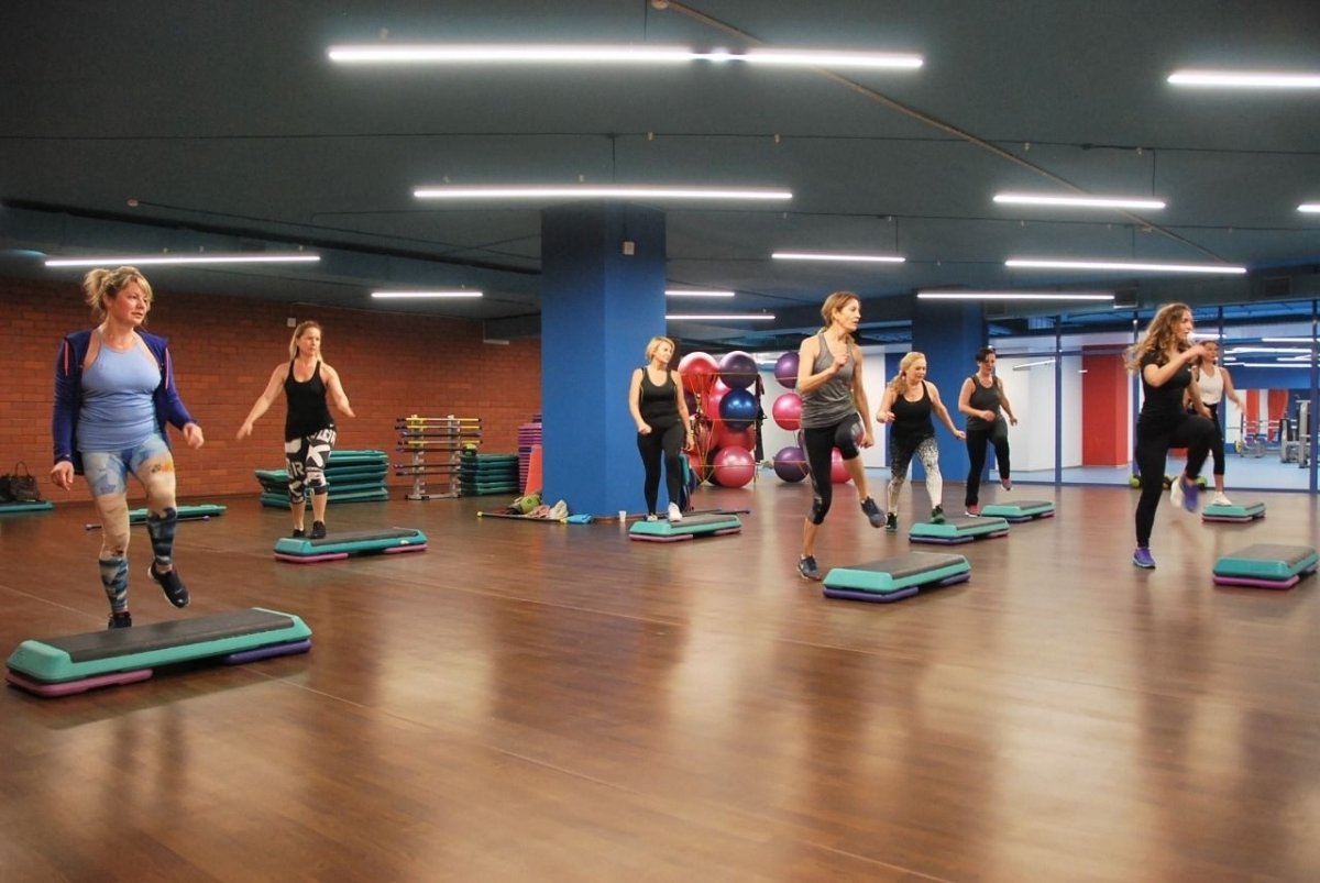 Уважаемые студенты. Приглашаем Вас 19-20 января на бесплатные тренировки в новый зал в ДИВСе.