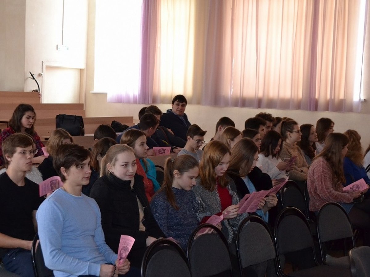 17 января Тамбовский филиал РАНХиГС провел выездной день открытых дверей в средних общеобразовательных школах города Котовска😎👍🏻