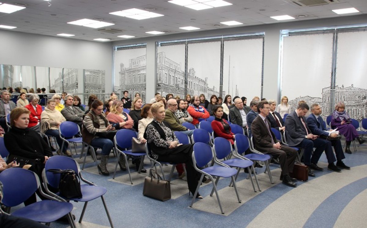 Ректор Александр Новиков ответил на вопросы преподавателей о ликвидации Центра СПО