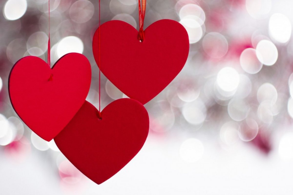 14 февраля - День всех влюбленных! ❤ Желаем, чтобы любовь всегда согревала ваши сердца.🔥 А если вы еще не нашли свою половинку, то принимайте участие в праздничных мероприятиях, которые сегодня подготовили студенческие советы 💝🎉