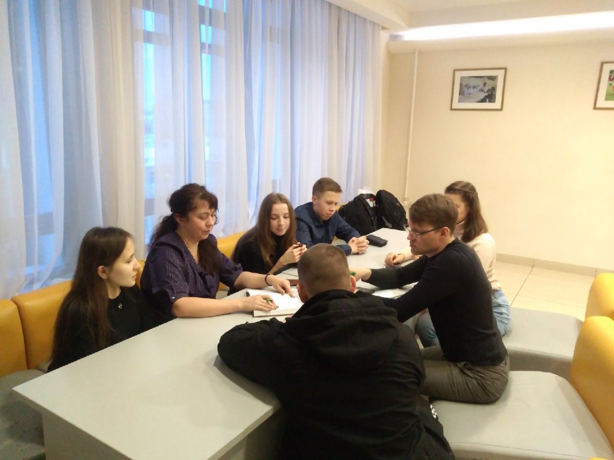 📝13 февраля 2019 года состоялся круглый стол по обсуждению основных направлений деятельности поискового отряда "Фронт" Кировского ГМУ.