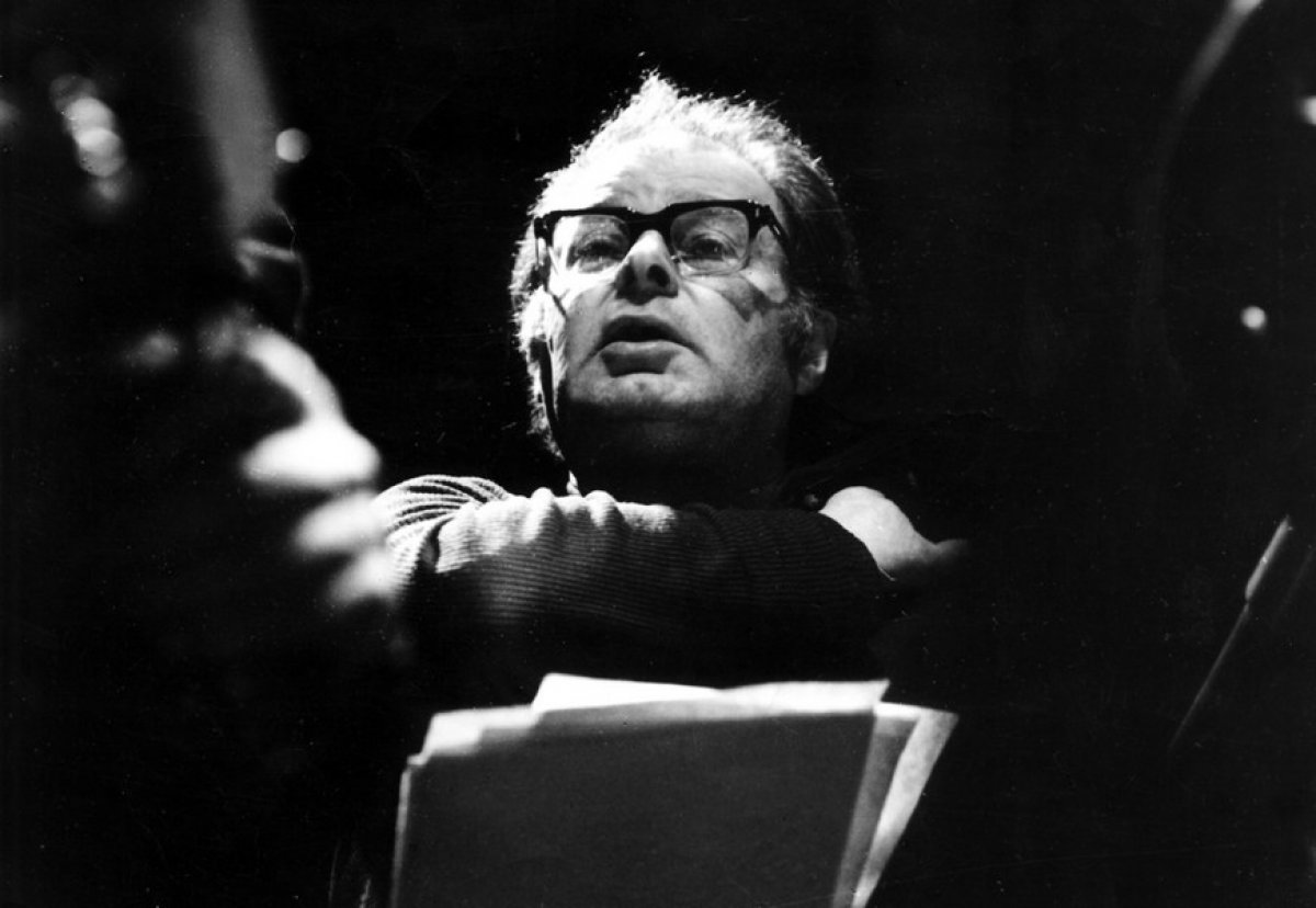 📢19 февраля в 18.00 в Учебном театре «На Моховой» состоится вечер, посвященный мэтру отечественного телевидения, основателю телевизионного театра на Ленинградском телевидении и педагогу Давиду Исааковичу Карасику.