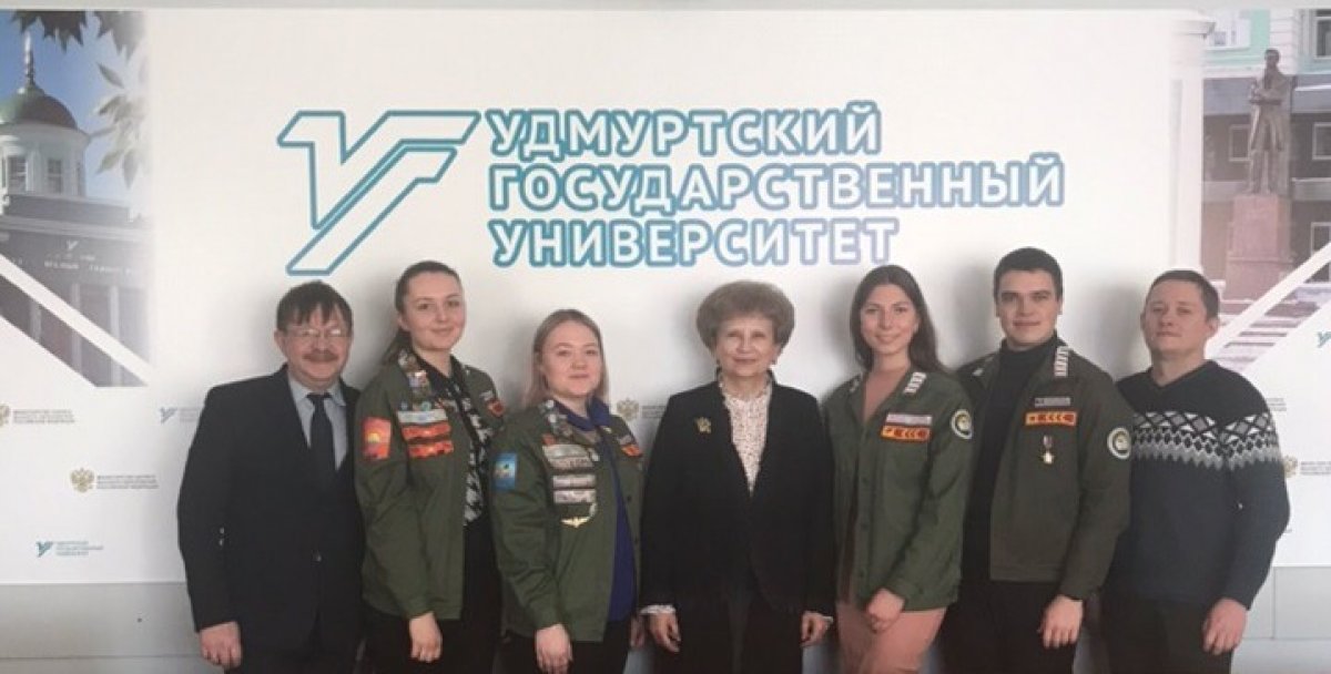 Три года назад день 17 февраля стал официальным праздником Российских студенческих отрядов. И мы поздравляем всех причастных к этому молодёжному движению.