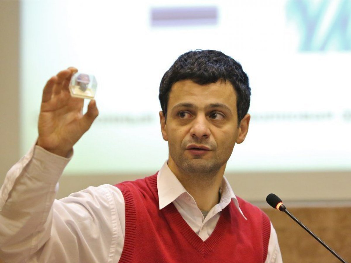 21 февраля в 15:00 в Музее НИЯУ МИФИ состоится лекция профессора РАН и СколТеха Артёма Оганова на тему «Методы предсказания свойств кристаллической структуры».