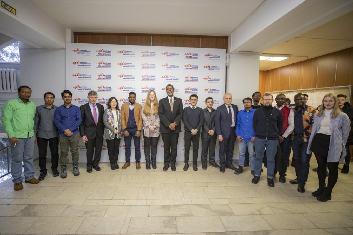 Генеральный директор Агентства по ядерной энергии организации экономического сотрудничества