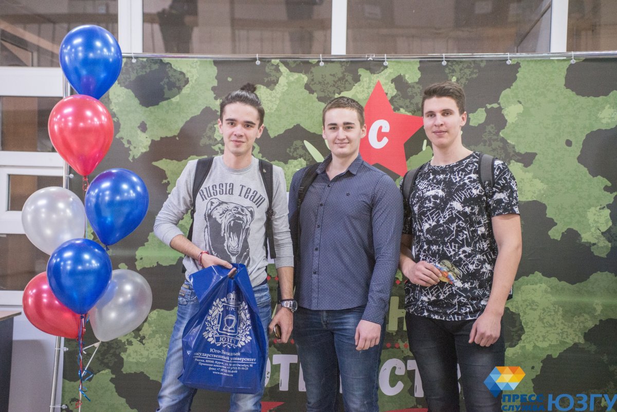 Студенты ЮЗГУ за один день запустили несколько сотен ✈️ самолетов и сделали берпи Студенты ЮЗГУ за один день запустили несколько сотен ✈️ самолетов и сделали берпи