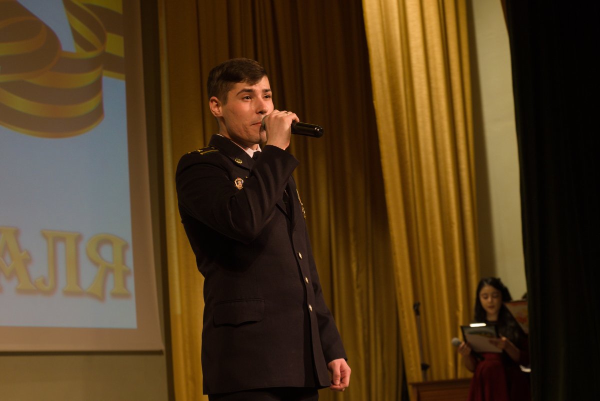 21 февраля в актовом зале ДВГМУ состоялся концерт, посвящённый Дню защитника Отечества. В этот вечер звучали поздравления от членов Краевого Совета ветеранов, сотрудников и студентов нашего университета.