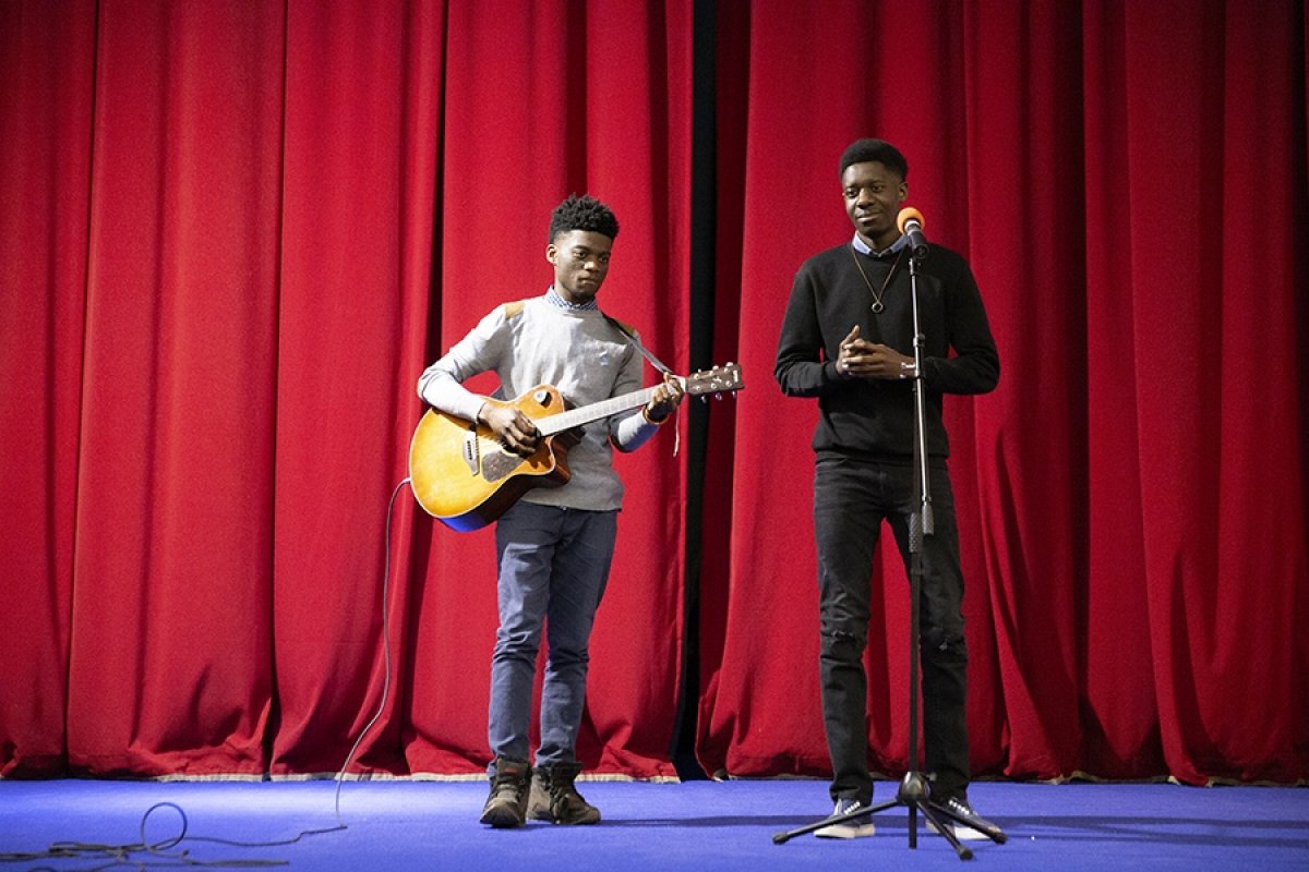 В НИЯУ МИФИ состоялось вручение дипломов иностранным студентам из Турции, Вьетнама и Монголии.