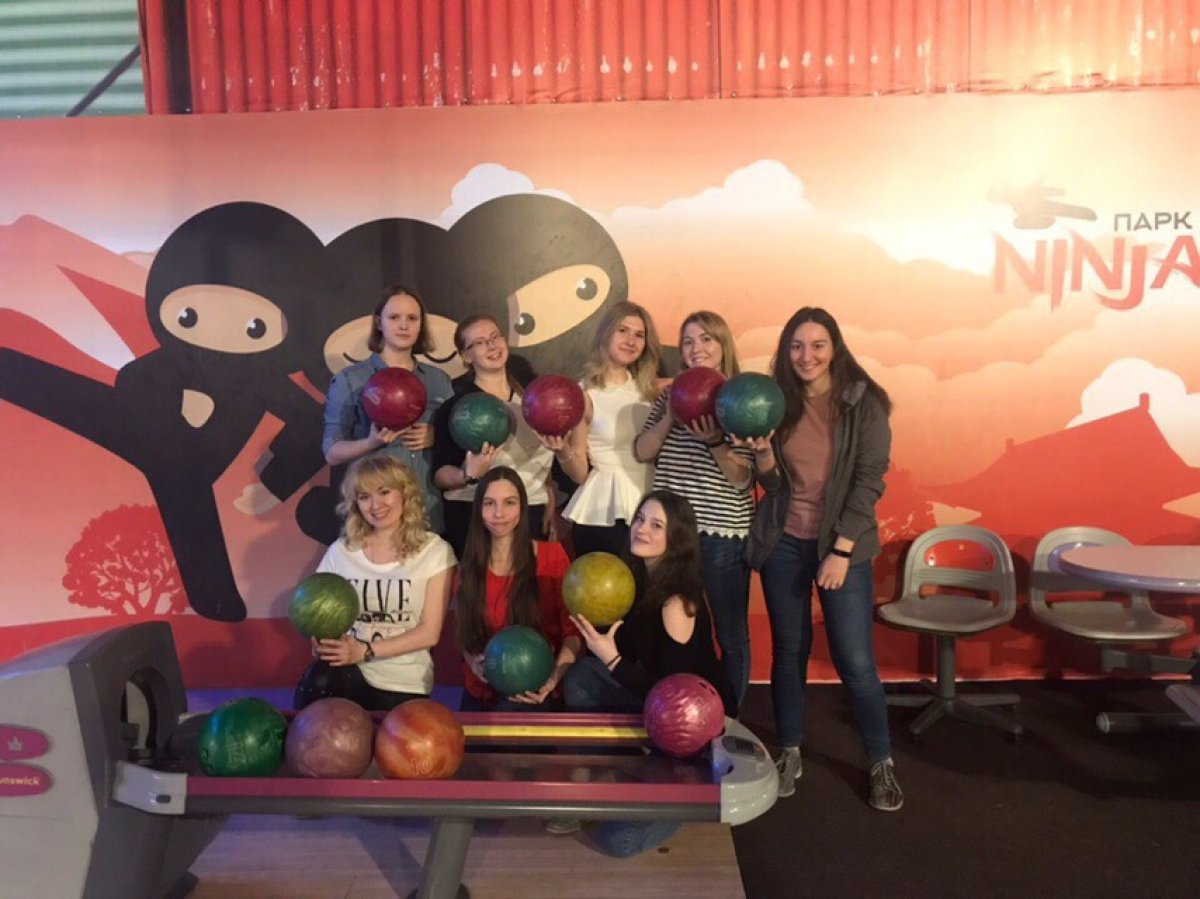 Вот так вот весело и абсолютно БЕСПЛАТНО сходила в боулинг 🎳 группа,которая в полном составе вступила в профком!😍