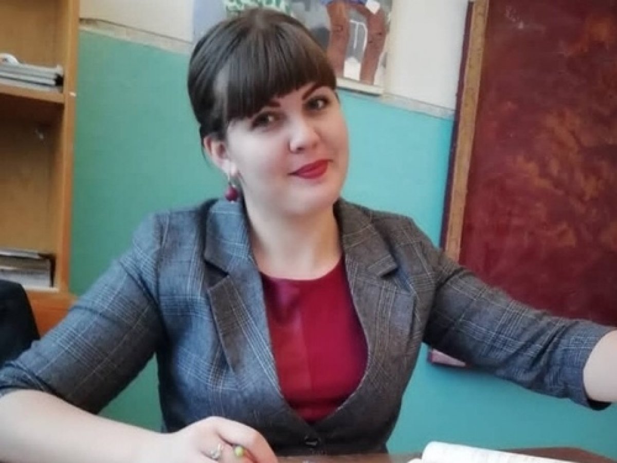 СТУДЕНТКА БАЛАШОВСКОГО ИНСТИТУТА ПОДЕЛИЛАСЬ ВПЕЧАТЛЕНИЯМИ ОТ РАБОТЫ ПЕДАГОГОМ