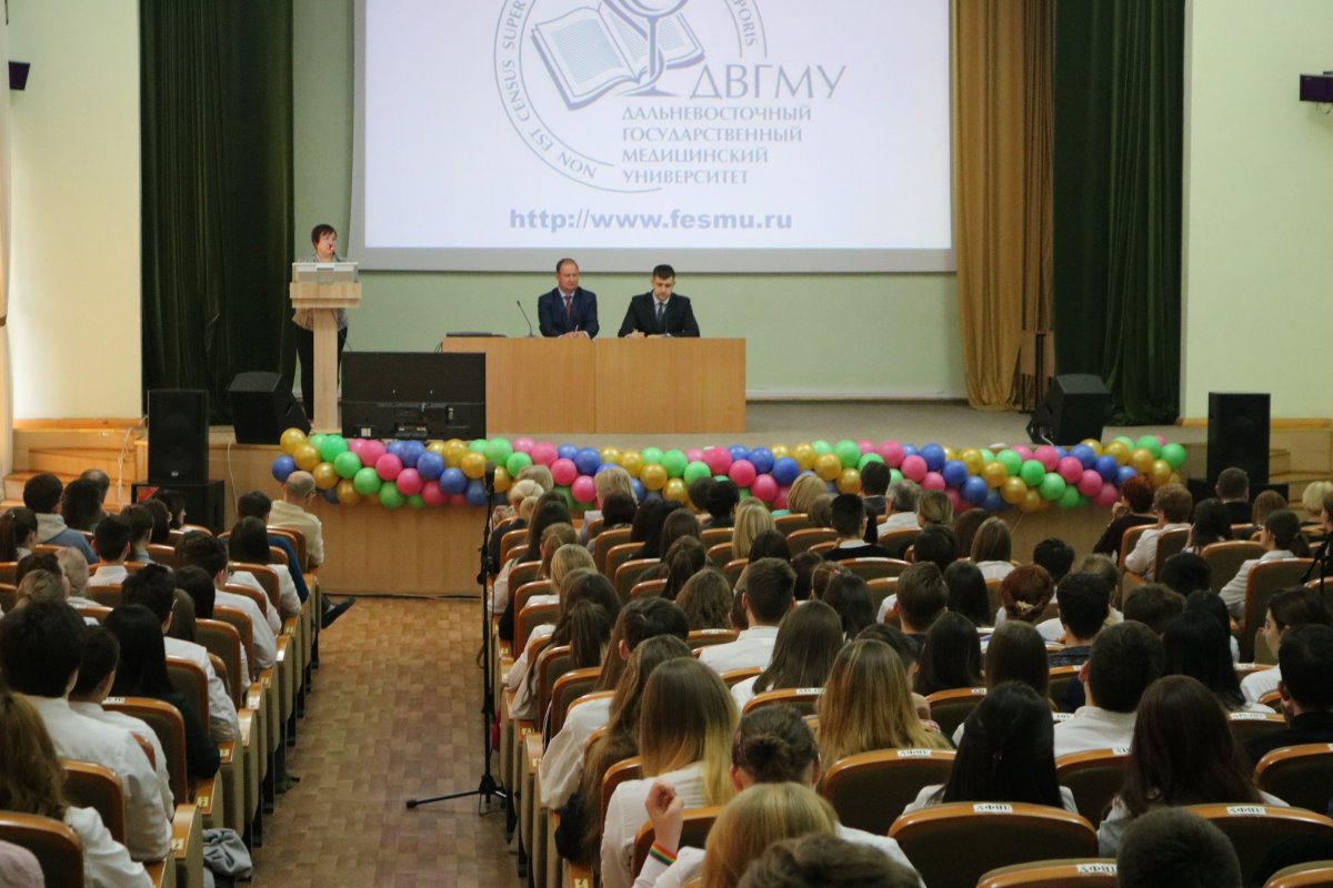 В нашей группе появились фотографии с мероприятий "Встреча с ректором" и "Хирургическая олимпиада" В нашей группе появились фотографии с мероприятий "Встреча с ректором" и "Хирургическая олимпиада"