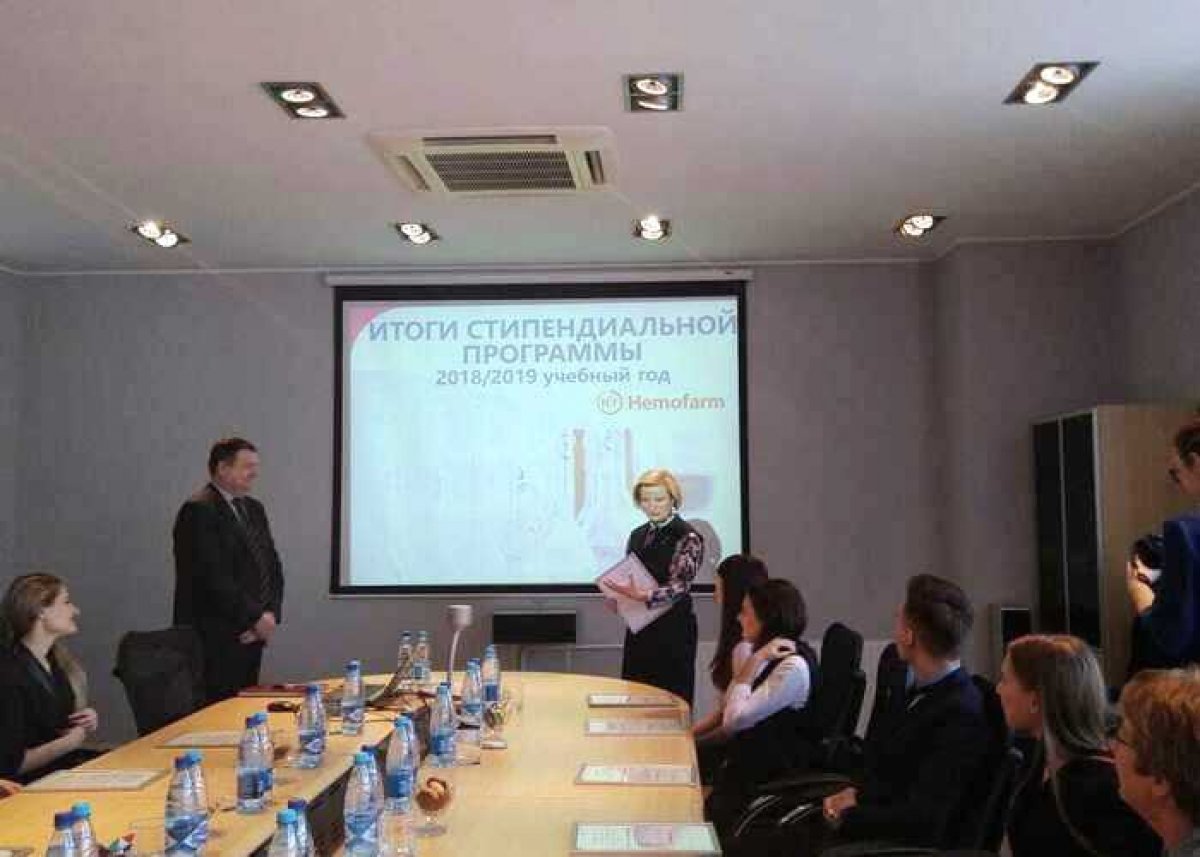 Девять студентов Обнинского института атомной энергетики (ИАТЭ) НИЯУ МИФИ победили в конкурсе на получение именной стипендии фармкомпании «Хемофарм» (концерн Штада).
