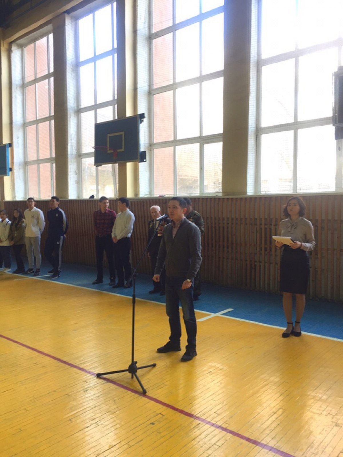 СТУДЕНТЫ СДАЮТ ЗАЧЕТЫ "ГТО"