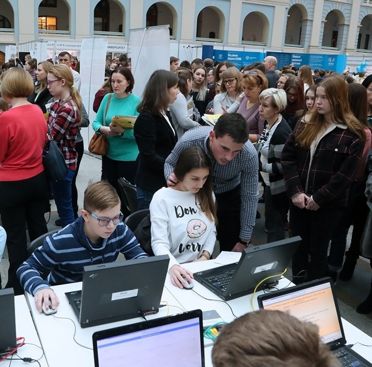 Выставка образование и карьера москва. Львович Игорь Яковлевич Воронежский институт высоких технологий. Львович институт высоких технологий Воронеж. Вузы Воронеж на программиста.