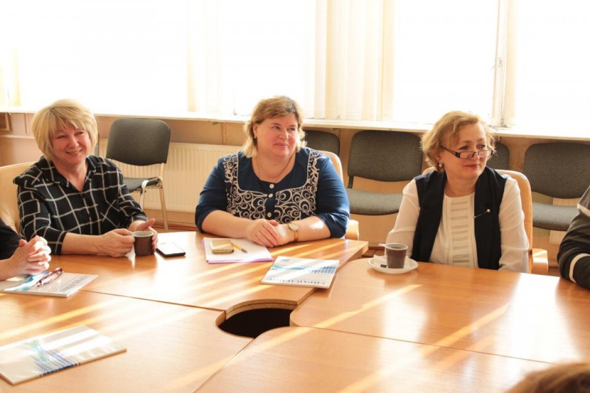 👩🏻‍🏫 Сегодня в ГУУ состоялся круглый стол «Фундаментальные основы и инновационные концепции методологии и теории управления».