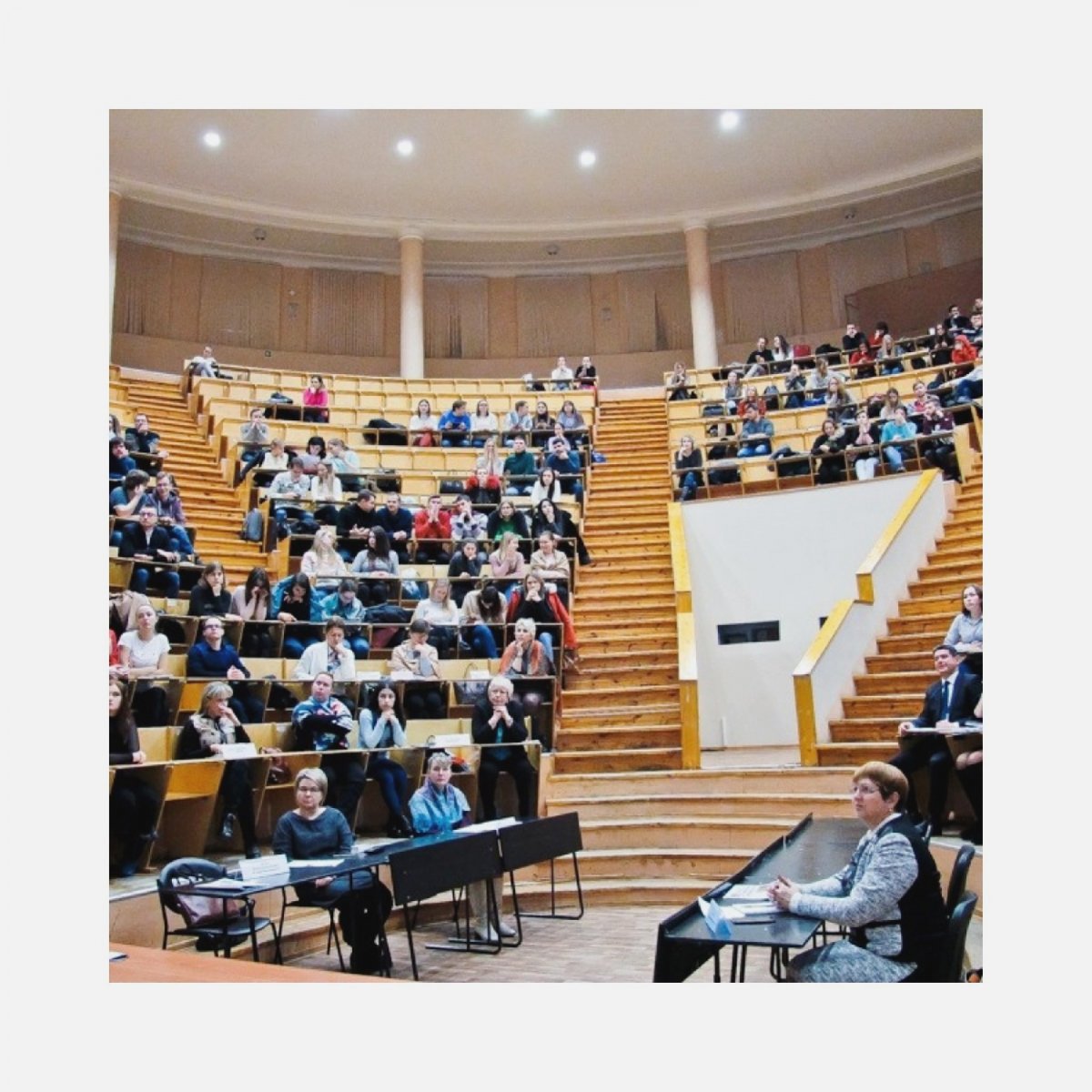 В корпусе №4 началась Ярмарка вакансий для студентов 5 курса стоматологического факультета и ординаторов 1 и 2 года обучения стоматологических специальностей.