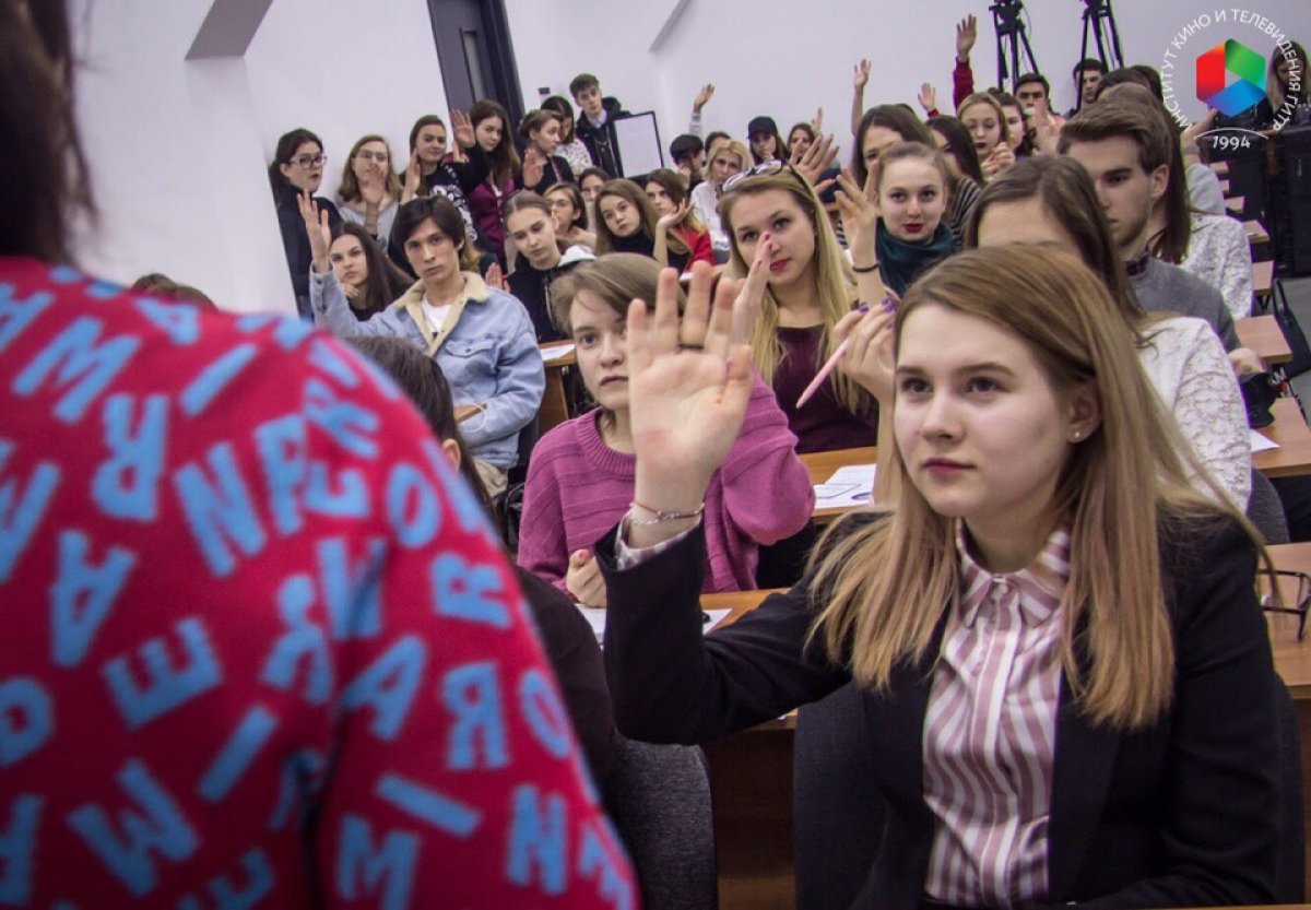 В ГИТРе прошёл мастер-класс Директора креативного планирования Первого канала, известного медиааналитика Елены Афанасьевой «Как попасть на ТВ. Инструкция по применению себя в творческих средах»